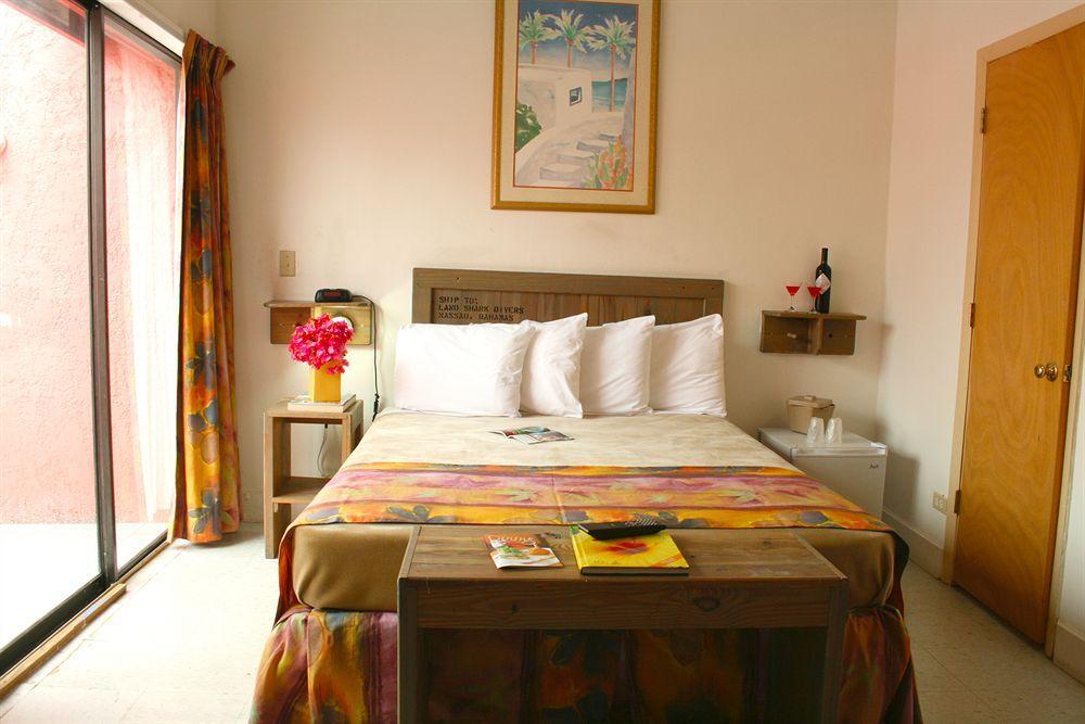 Coco Plum Resorts Bahamas Nassau Bagian luar foto